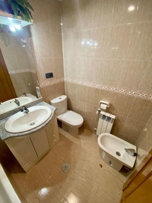 Apt Entre Mar Y Montana โกลุงกา ภายนอก รูปภาพ